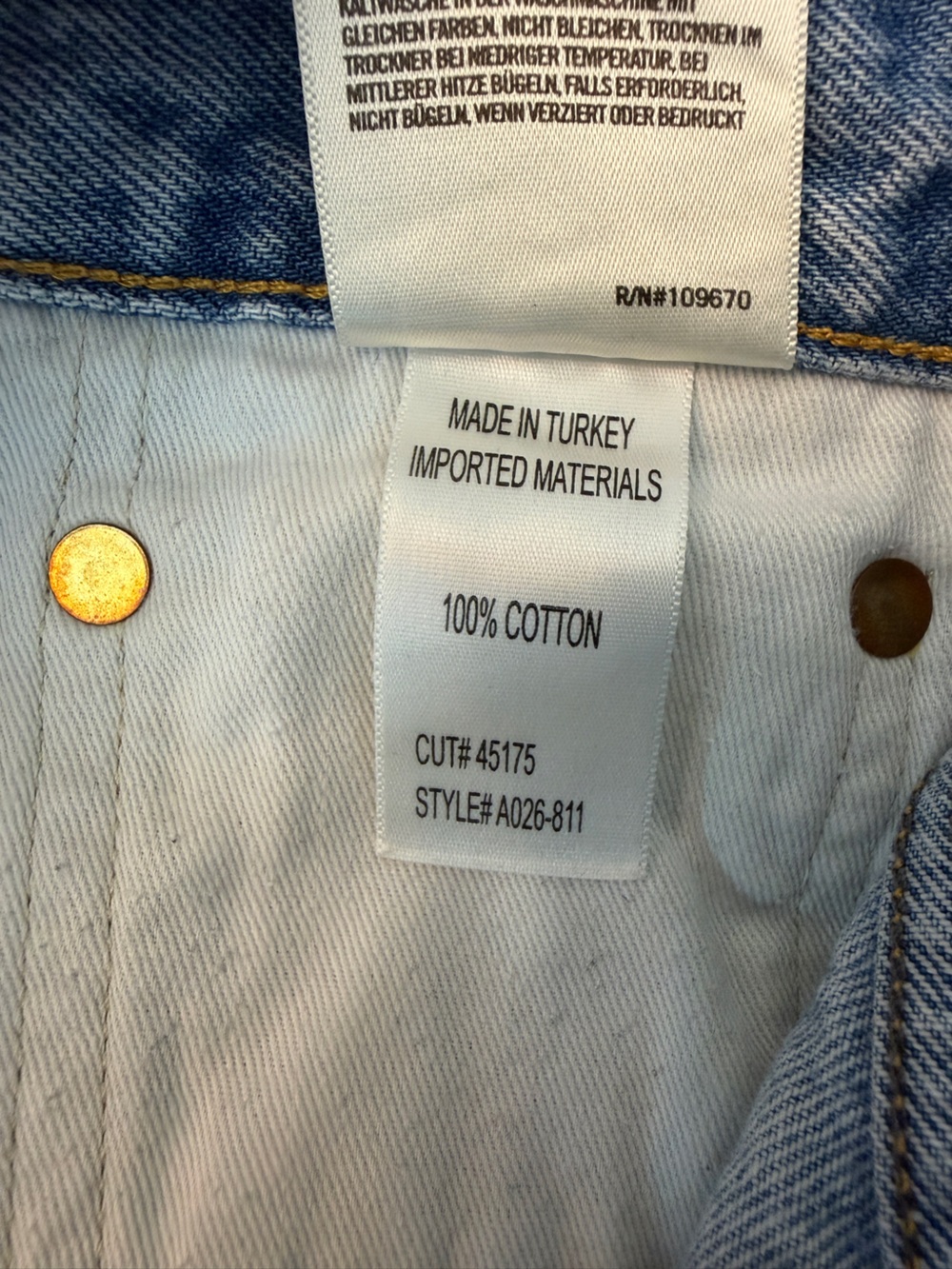 Agolde Parker Vintage Cut Off Short in Swapmeet, Size 27 - Picture 7 of 7